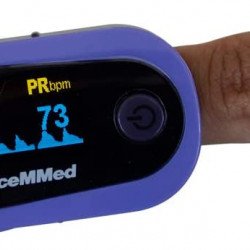 جهاز قياس نسبة الاوكسجين بالدم  للكبار CH جهاز قياس نسبة الاوكسجين بالدم  للكبار CH